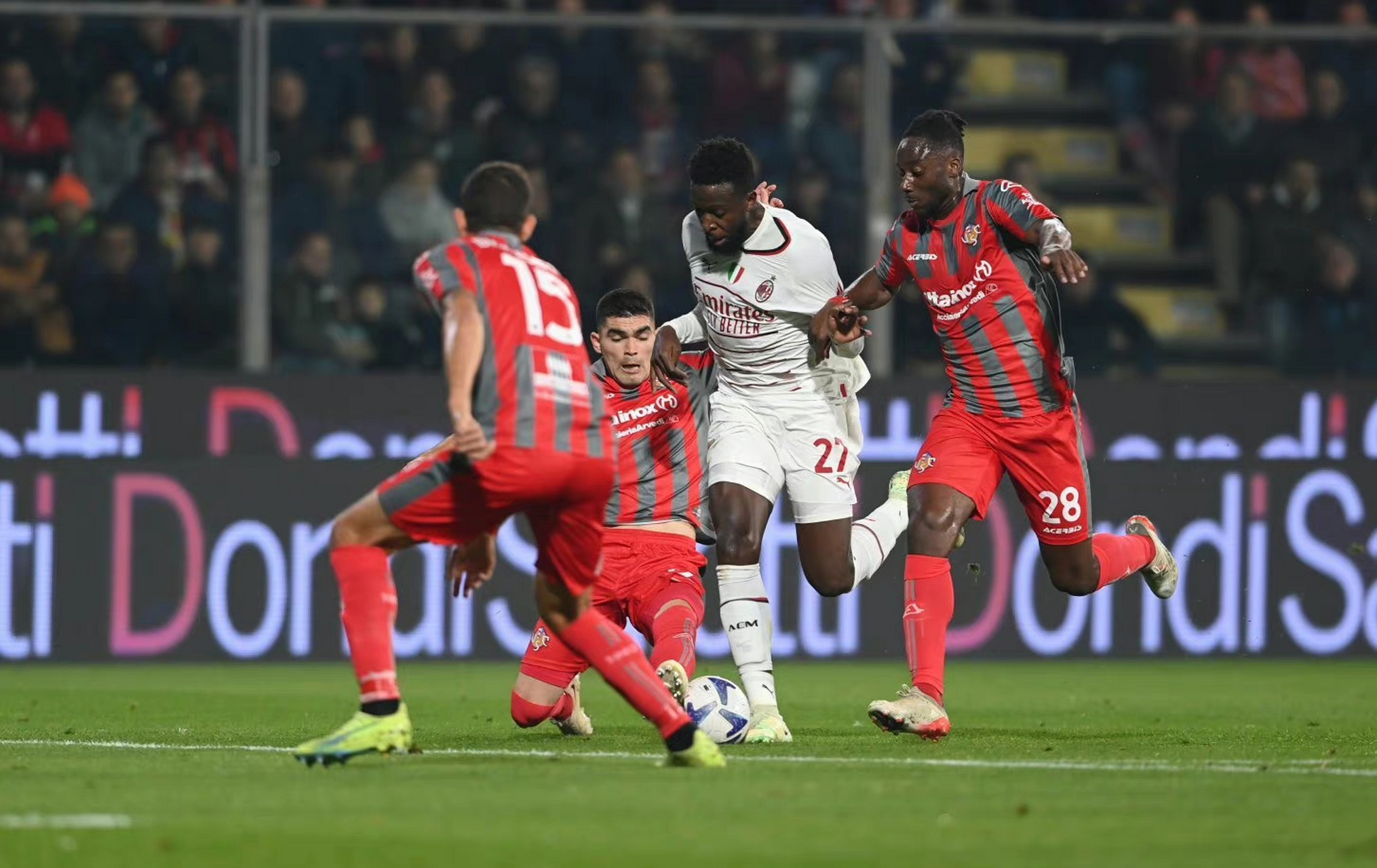 WTT总决赛 郭勇冯耀恩无缘男双决赛.