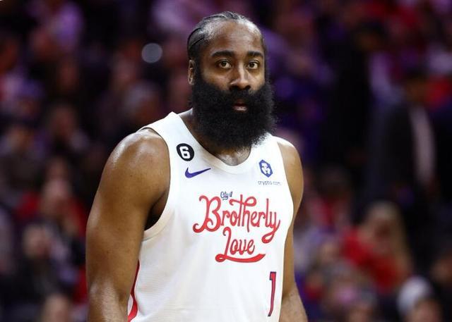 跟队记者：萨56或可出战拉齐奥，普利希奇则需谨慎对待