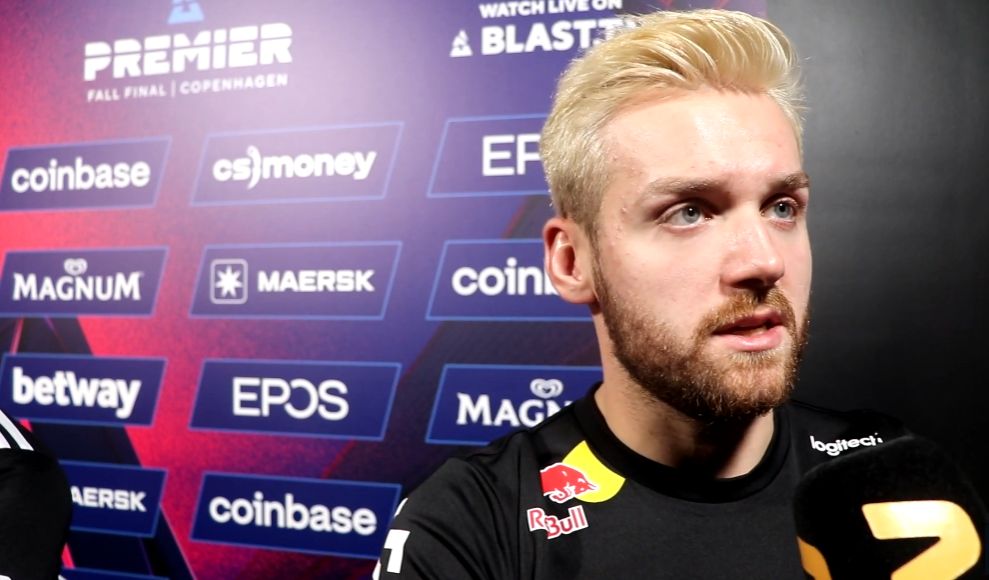 【球星】拉拉维亚vs灰熊集锦 全场21+9里突外投为球队供应火力