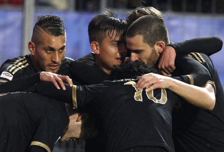 赛后采访Care：每一波团都勇往直前 是因为有翔哥在我不怕的