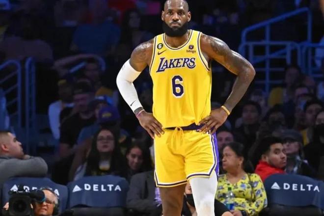 米体：莫塔的未来取决于他的最终表现，欧冠出局